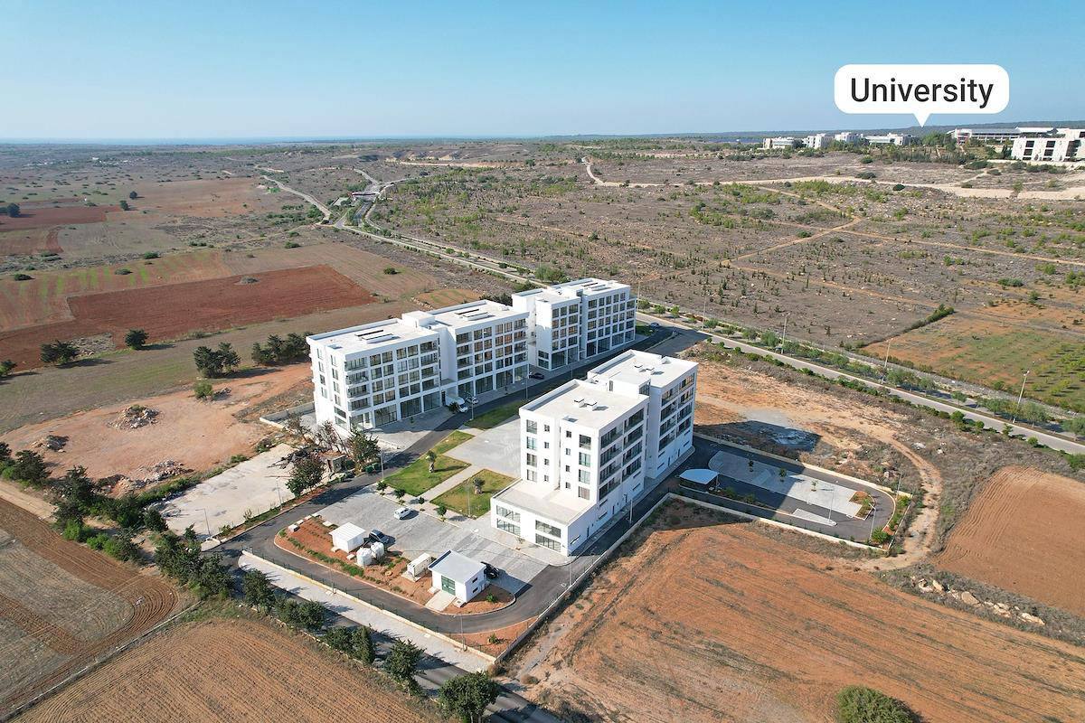 1 Room Commercial Property Citrus-F0-2